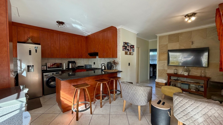 3 Bedroom Property for Sale in Stellenbosch Central Western Cape
